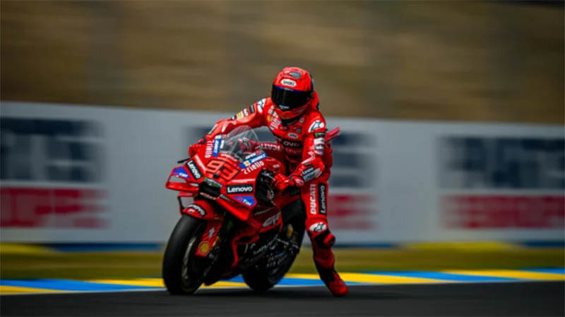 Марк Маркес одержал победу в спринте MotoGP в Ле-Мане