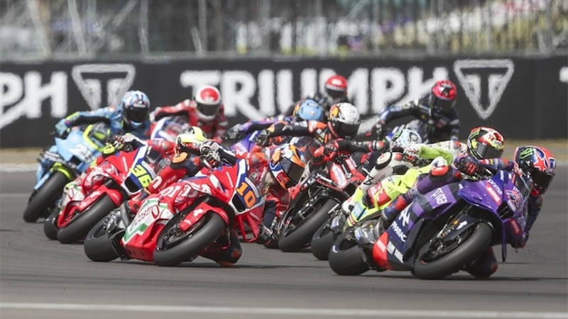 Пять штрафов были вынесены после гонки MotoGP в Сильверстоуне