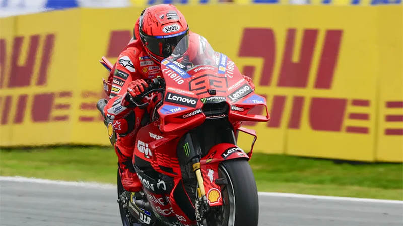 Марк Маркес возглавил первую тренировку MotoGP в Ассене