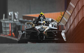 fe eprix london race jafuar cassidy