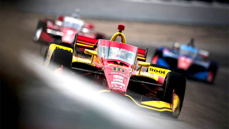 Палоу выиграл стратегическую вторую гонку IndyCar в Айове