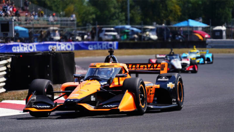 Лундгор завоевал поул IndyCar, но стартует седьмым в Портленде после штрафа