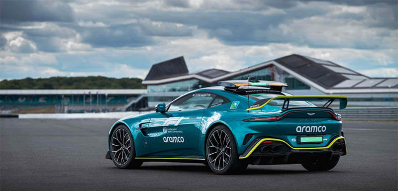 f1 aston martin safety car1