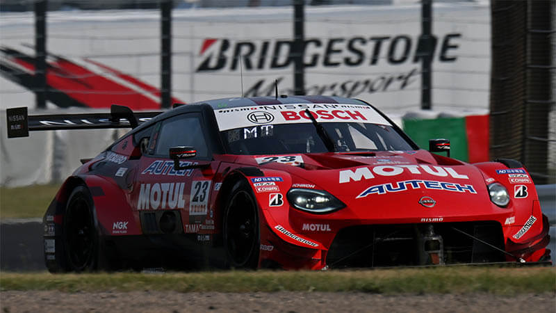 «Nissan» прервал победную серию «Toyota» в Super GT на Сузуке