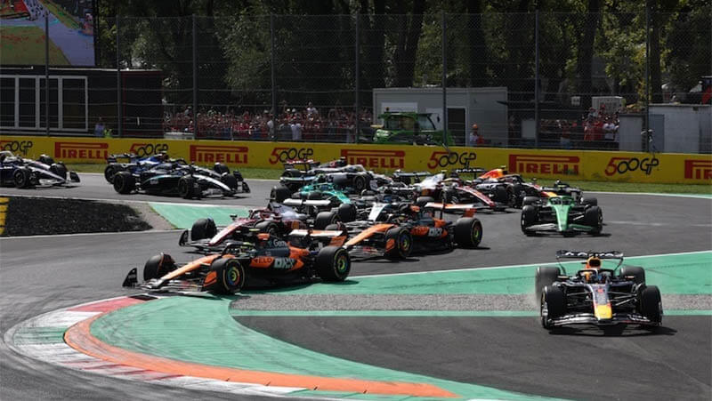 Норрис: «Нам не хватило скорости против Макса и «Red Bull Racing»»