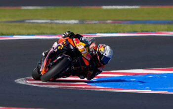 Акоста — быстрейший гонщик на последних тестах сезона MotoGP в Мизано