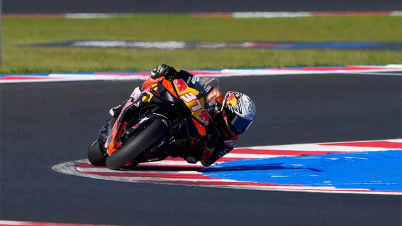 Акоста — быстрейший гонщик на последних тестах сезона MotoGP в Мизано