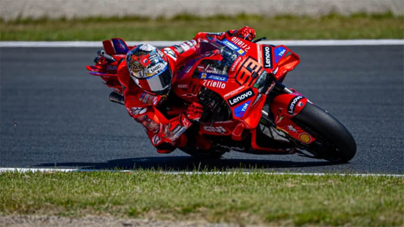 Марк Маркес завоевал рекордный седьмой титул MotoGP, несмотря на победу Баньяи в Мотеги