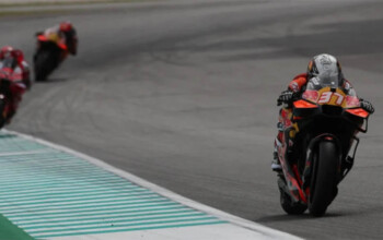 acosta fp2 malaysia ktm motogp Акоста быстрее всех во второй тренировке в Сепанге