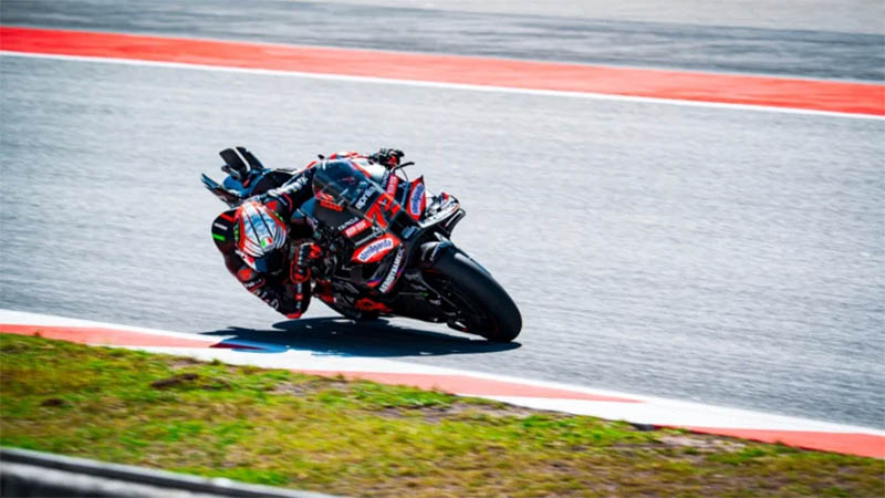 Беццекки возглавил протокол второй тренировки MotoGP в Мандалике