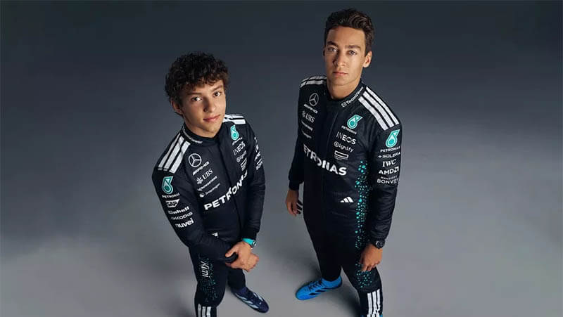 «Mercedes» продлил контракты с Антонелли и Расселом на 2026 год
