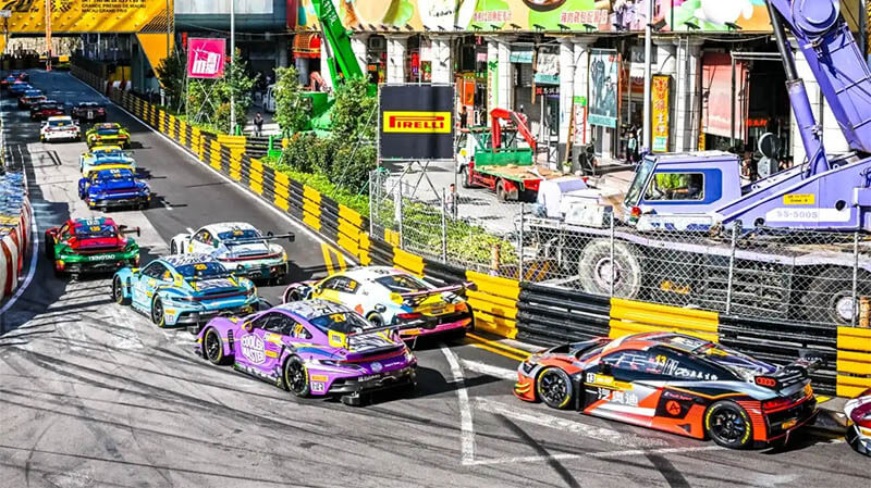 Без «Mercedes-AMG»: 16 машин подтверждены для участия в чемпионате мира FIA GT