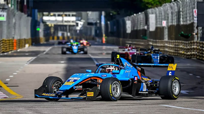 Гран-при Макао: Наэль выиграл захватывающую гонку, а фаворит Слейтер сошел