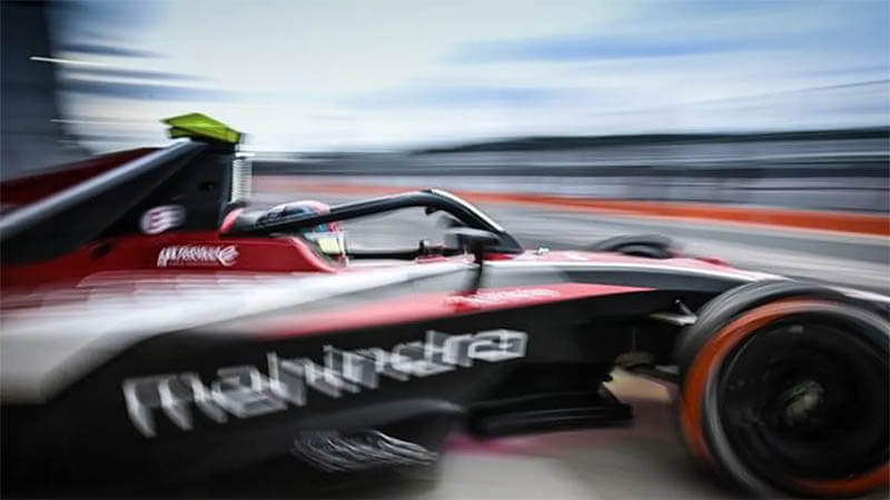 Чамберс стала лучшей на женских тестах Формулы E в Валенсии