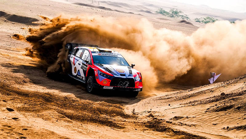 wrc rally saudi arabia hyundai neuville