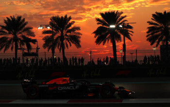 Ферстаппен после поула в Абу-Даби: «Это безумие!»