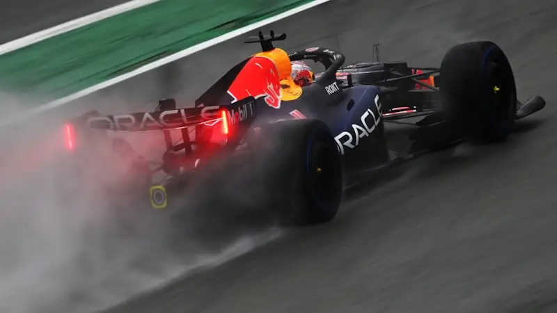 Тесты в Барселоне, день второй: Дождь, скука, первая серьёзная авария