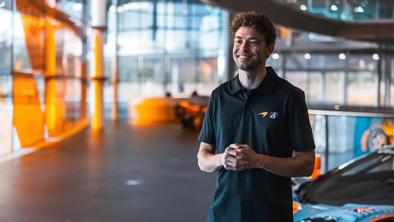 «McLaren» назначил Йенсена первым пилотом программы гиперкаров на 2027 год