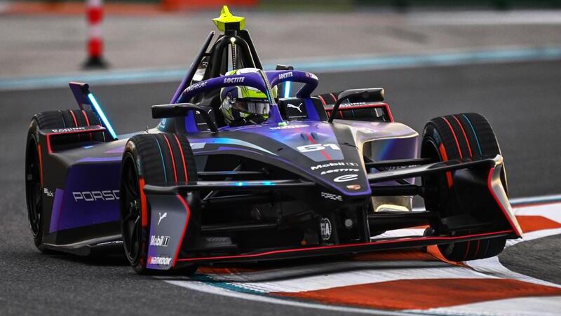Мюллер завоевал свой первый поул в Формуле E в Майами