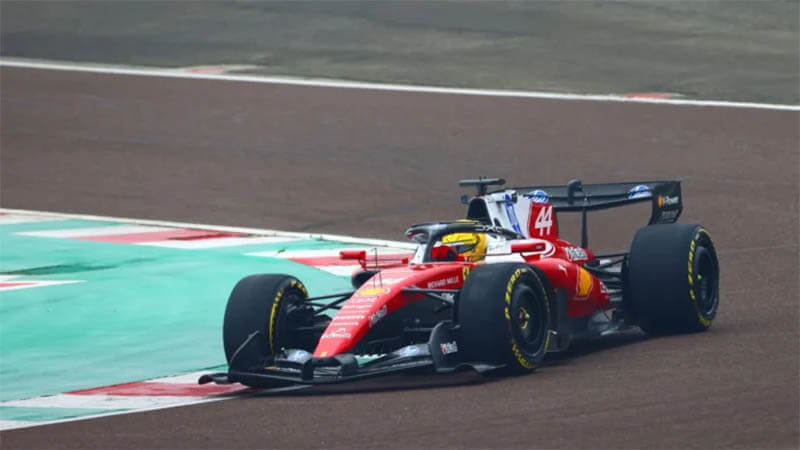 «Ferrari» намерена переманить бывшего инженера «McLaren» для Хэмилтона