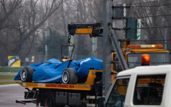 Линдблад вылетел с трассы на новеньком болиде «Racing Bulls» в Имоле