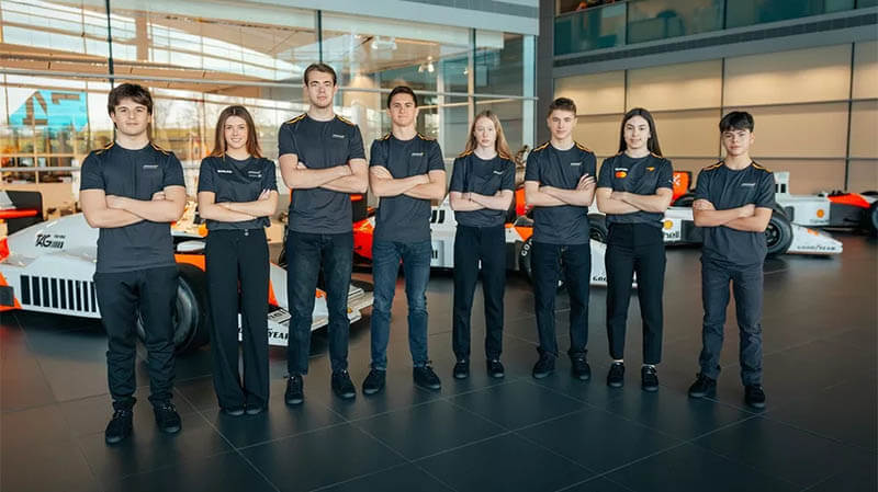 Форнароли и О’Уорд будут резервными пилотами «McLaren» в Формуле-1 на 2026 год