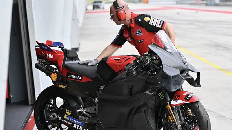 Тест-шейкдаун MotoGP в Сепанге (день 1): «Ducati» с новым обтекателем, лучшее время от Эспаргаро