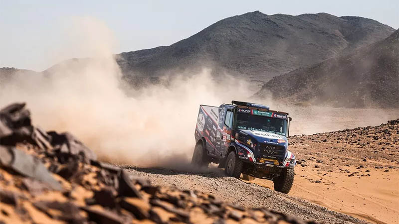rally dakar van den brink iveco