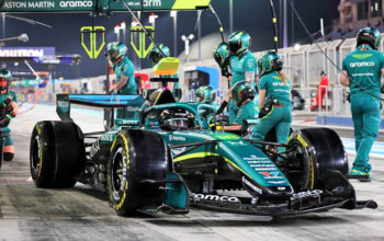 f1 aston martin honda test bahrain