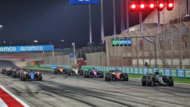 Команды Формулы-1 договорились об изменениях в правилах для решения проблем безопасности, связанных со стартами