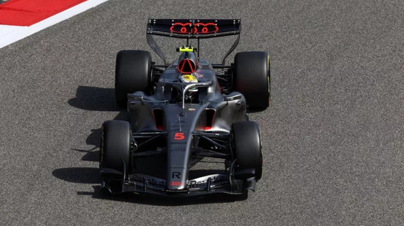 gabriel bortoleto audi f1 team test bahrain 1 1