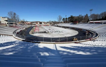 Гонка NASCAR Clash снова отложена из-за исторического снегопада