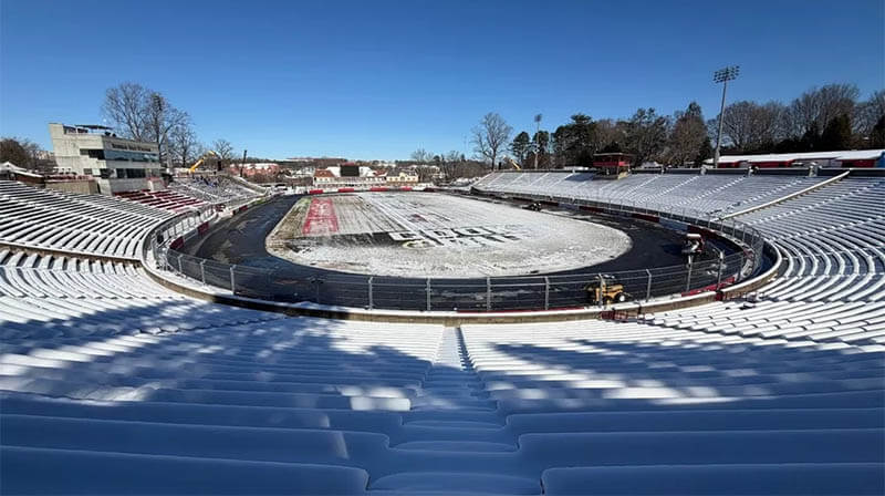 Гонка NASCAR Clash снова отложена из-за исторического снегопада