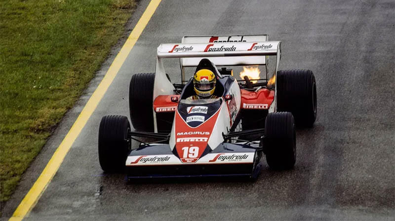 Дебютный болид Сенны в Формуле-1 выставлен на аукцион с семизначной оценочной стоимостью
