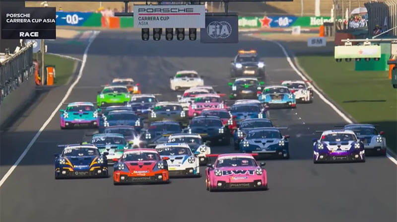 В Китае на гонке поддержки Формулы-1 произошла серьёзная авария: пилоту была необходима операция