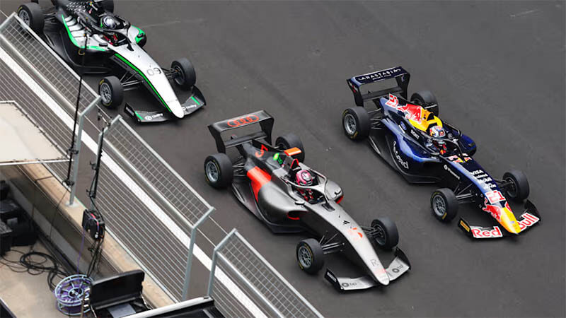 Фельбермайер одержала победу во второй гонке F1 Academy в Шанхае