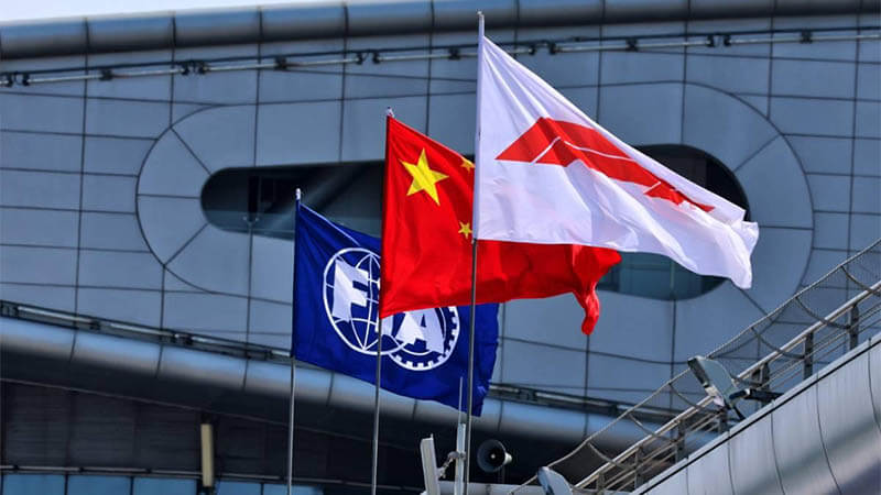 Формула-1: анонс Гран-при Китая — сможет ли «Ferrari» бросить вызов «Mercedes»