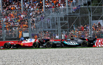 f1 ferrari mercedes leclerc russell aus gp race1