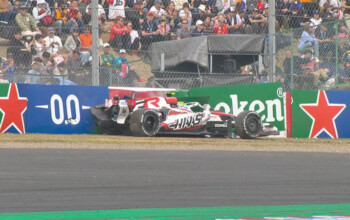 f1 haas bearman crash japanesegp race