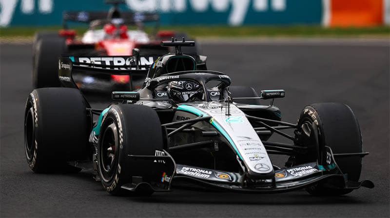 «Mercedes» объяснил замедление Рассела на рестарте в Японии «багом кода»