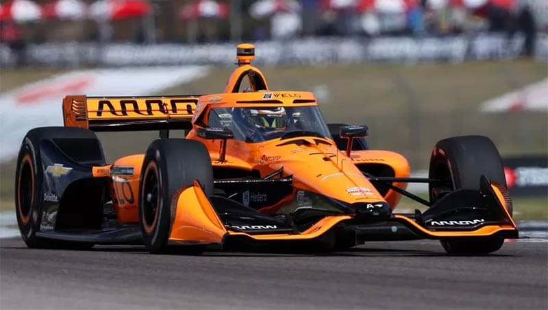 Ошибка на пит-стопе лишила Лундгора шанса на победу в Барбере