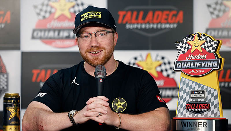 Реддик продлил контракт с «23XI Racing»