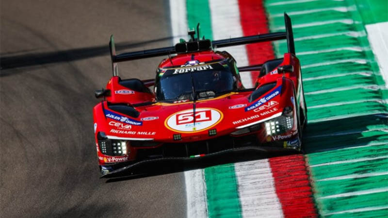 Джовинацци принес поул для «Ferrari» в Имоле, дебютный успех «Garage 59»