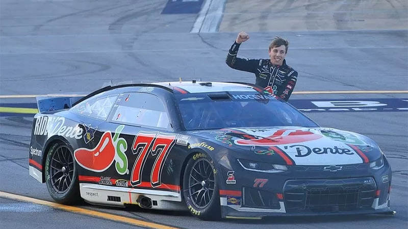 Хосевар одержал свою первую победу в Кубке NASCAR в Талладеге