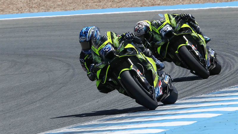 «Aprilia» продемонстрировала радикальную аэродинамику и заняла первые три места на тестах MotoGP в Хересе
