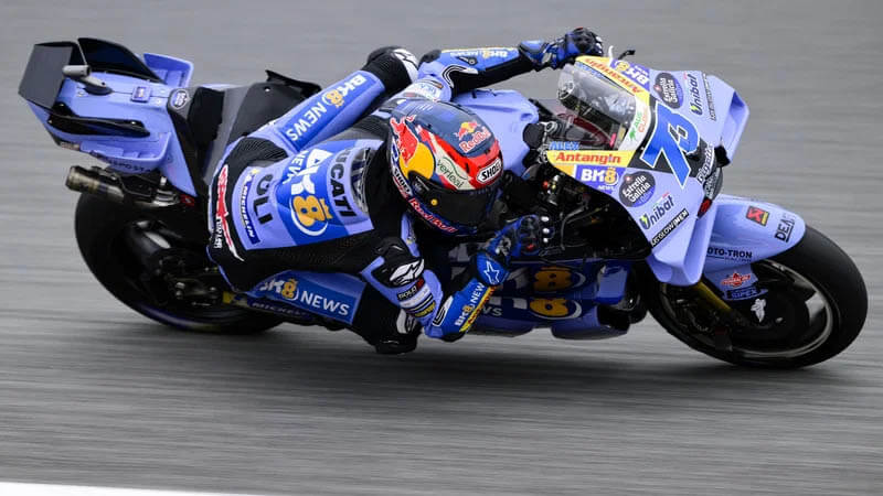 Алекс Маркес лидировал в первой тренировке MotoGP в Барселоне