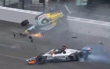 indycar indy 500 prctice crash rossi