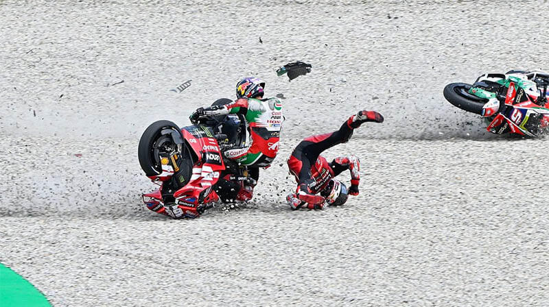 motogp crash zarco lcr catalangp1 motogp crash zarco lcr catalangp1