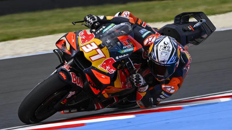 Акоста — быстрейший во второй тренировке MotoGP в Венгрии
