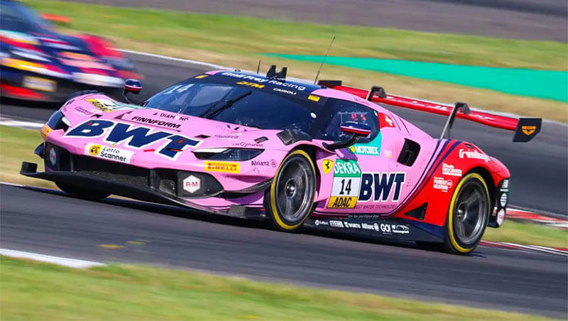 Кайроли выиграл вторую гонку на Лаузицринге и возглавил DTM